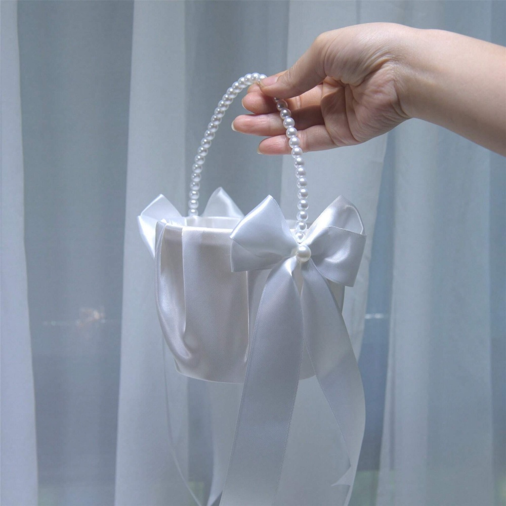 Cesta de satén blanco con lazo - Gardening Tools Girls reseña y precio